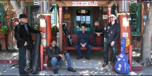 Acoustic Alchemy